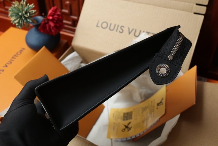 202204SS新作 Louis Vuitton ルイヴィトン メンズ ハンドバックスーパーコピー