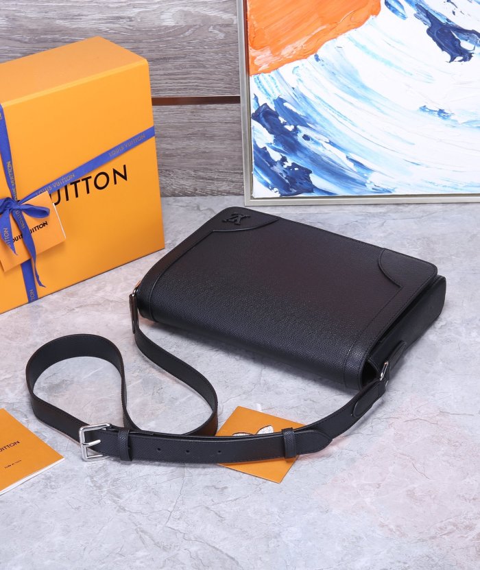 202204SS新作 Louis Vuitton ルイヴィトン メンズ ショルダーバッグスーパーコピー