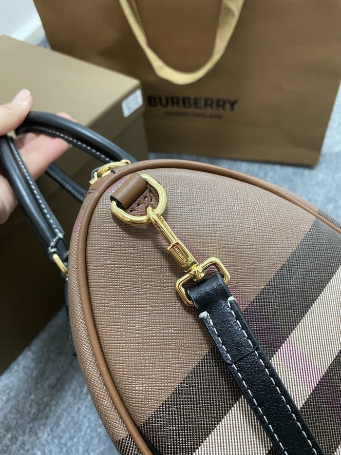 202204SS新作Burberry バーバリー レディース ショルダーバックスーパーコピー