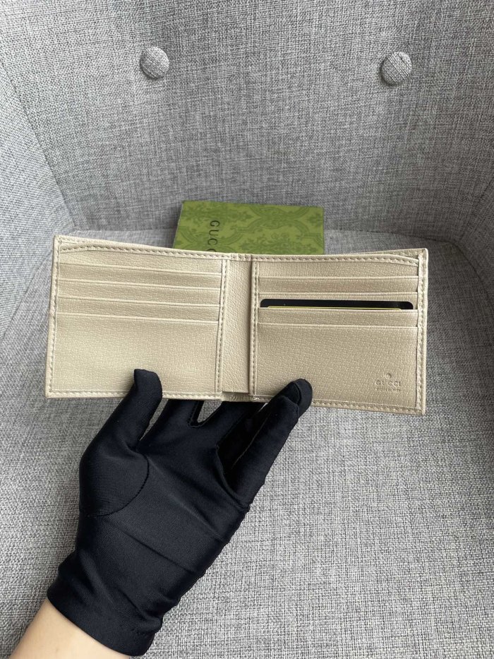 202204SS新作Gucci グッチ 短財布スーパーコピー