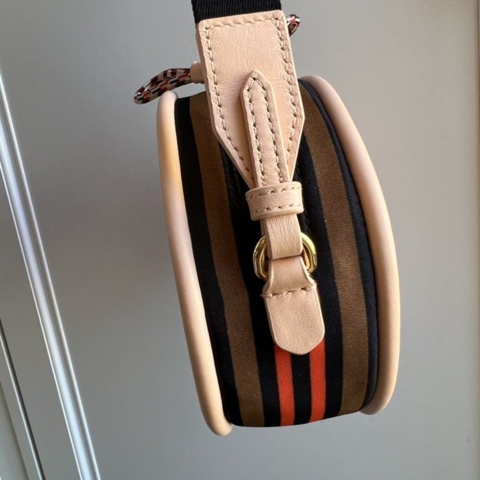 202204SS新作Burberry バーバリーレディース ショルダーバック スーパーコピー