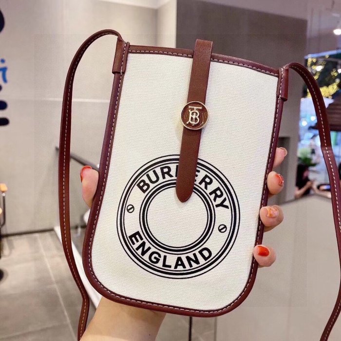 202205Burberryバーバリーケース最新全機種11 Pro/11/Xs Max/Xr/XS/iPhone7/7P/8/8P/ iPhone12/iPhone13