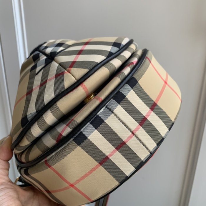 202205SS新作Burberryバーバリーレディース ショルダーバック スーパーコピー
