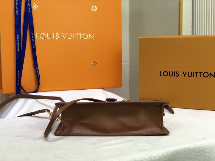 202205SS新作LOUIS VUITTONルイヴィトン レディース ショルダーバックスーパーコピー