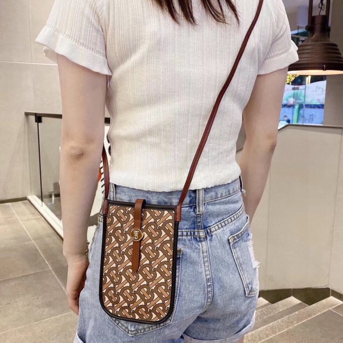 202205Burberryバーバリーケース最新全機種11 Pro/11/Xs Max/Xr/XS/iPhone7/7P/8/8P/ iPhone12/iPhone13