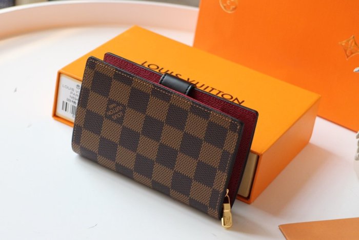 202205SS新作LOUIS VUITTONルイヴィトン 短財布スーパーコピー