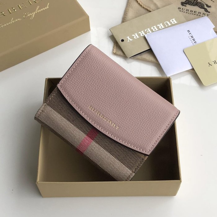 202205SS新作Burberryバーバリー短財布スーパーコピー