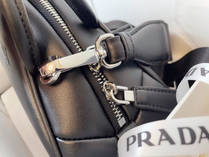 202205SS新作PRADAプラダレディース ショルダーバックスーパーコピー