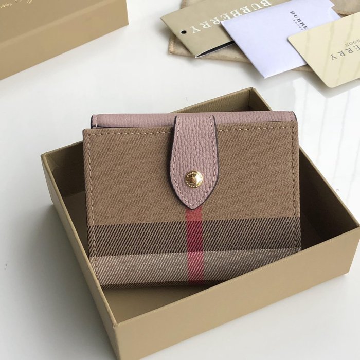 202205SS新作Burberryバーバリー短財布スーパーコピー