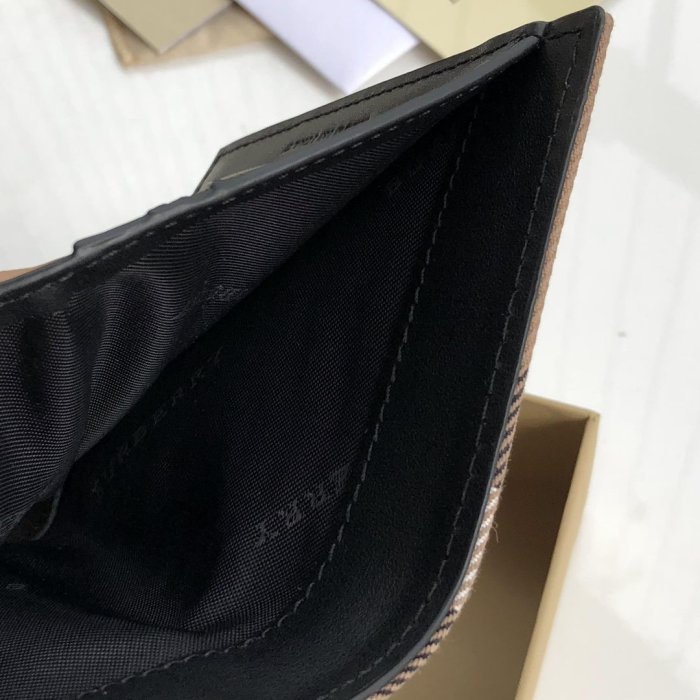 202205SS新作Burberryバーバリー短財布スーパーコピー