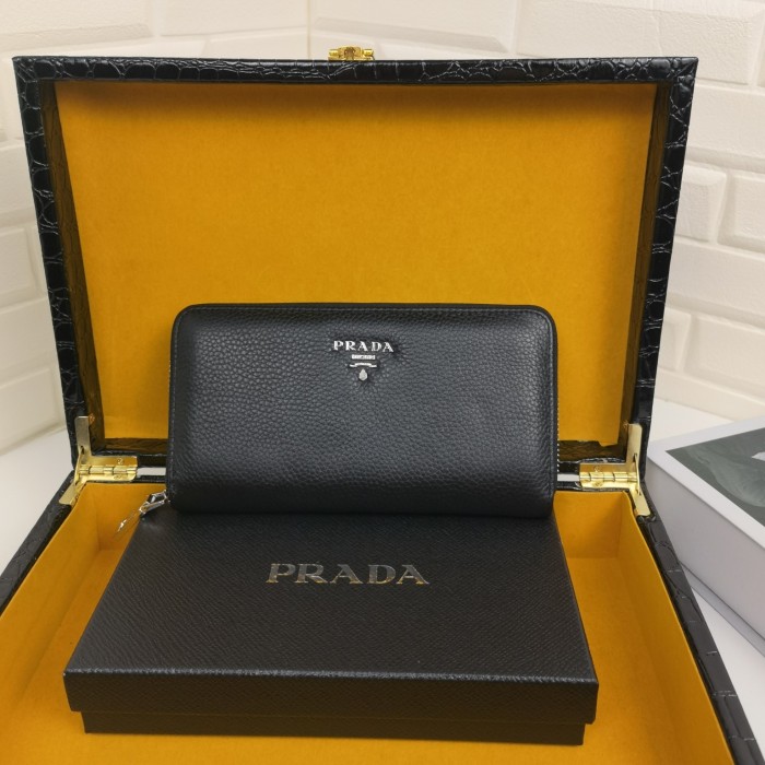 202205SS新作Pradaプラダ 長財布スーパーコピー