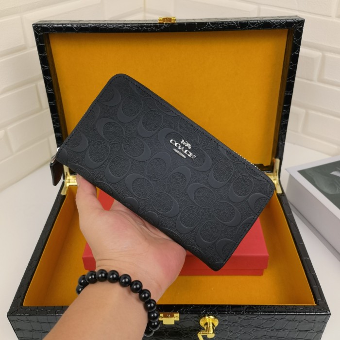 202205SS新作Coachコーチ長財布スーパーコピー