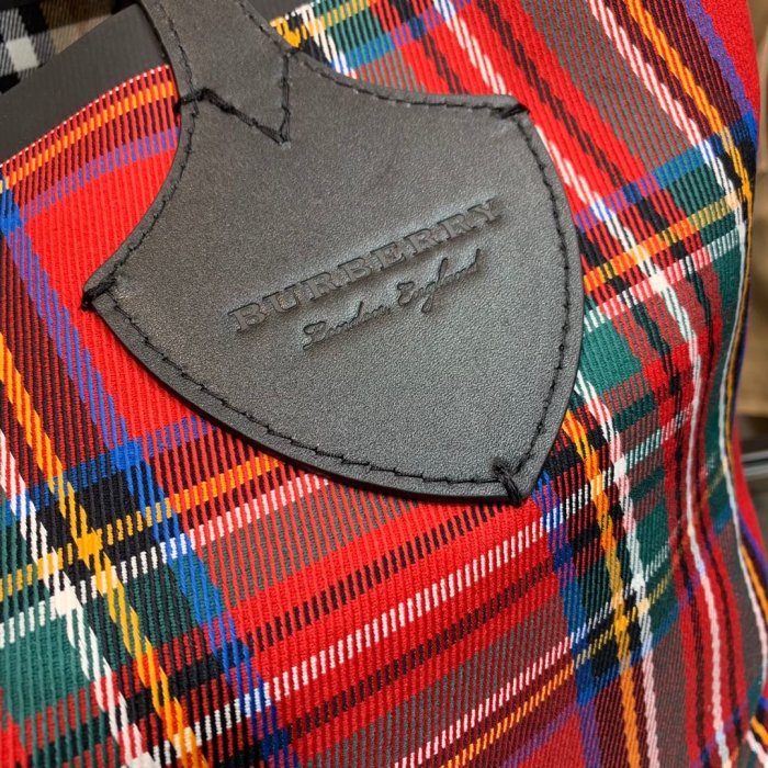 202205SS新作Burberryバーバリーレディース ハンドバックスーパーコピー