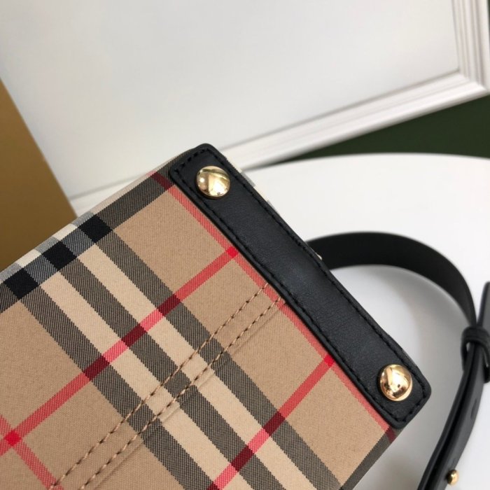 202205SS新作Burberryバーバリーレディース ショルダーバック スーパーコピー