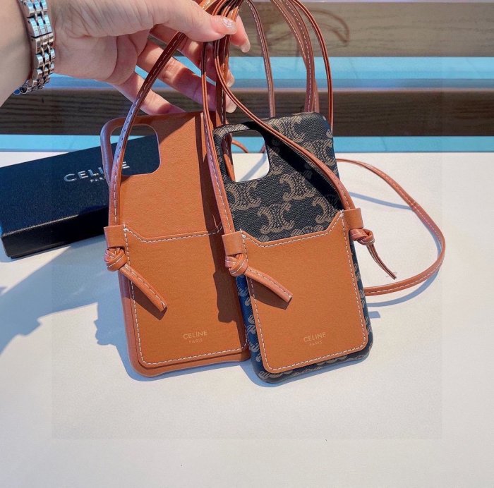202205セリーヌ/Celine iPhoneケースコピー最新全機種13 Pro/11/Xs Max/Xr/XS/iPhone7/7P/8/8P/iPhone12