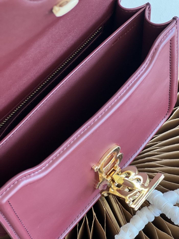 202205SS新作Burberryバーバリーレディース ショルダーバック スーパーコピー