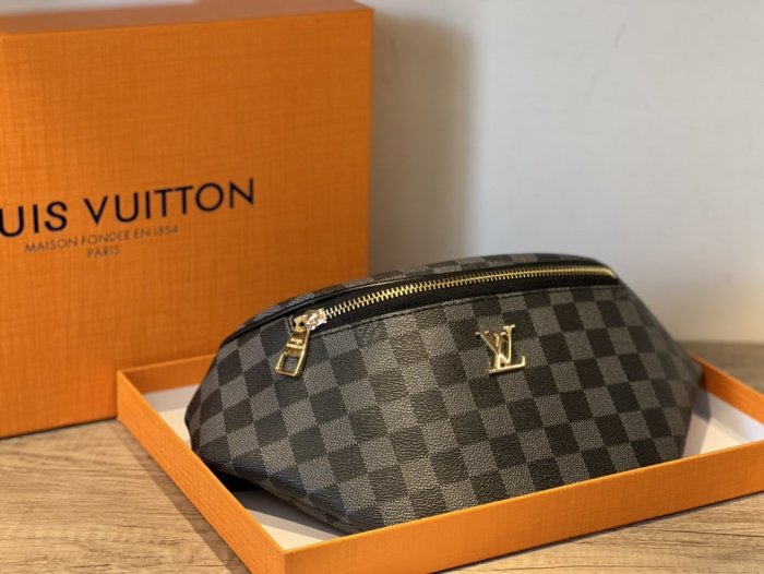 202205SS新作 Louis Vuitton ルイヴィトン メンズ ショルダーバッグスーパーコピー