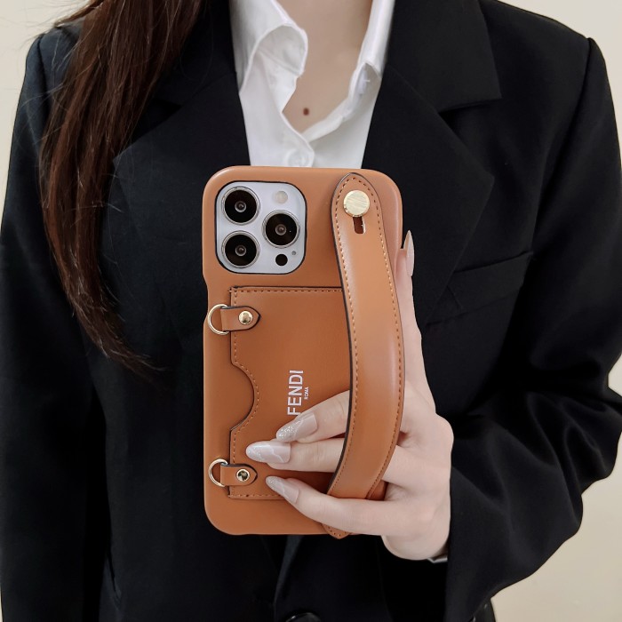 202205フェンディ/Fendiケース最新全機種11 Pro/11/Xs Max/Xr/XS/iPhone7/7P/8/8P/ iPhone12/iPhone13 2色