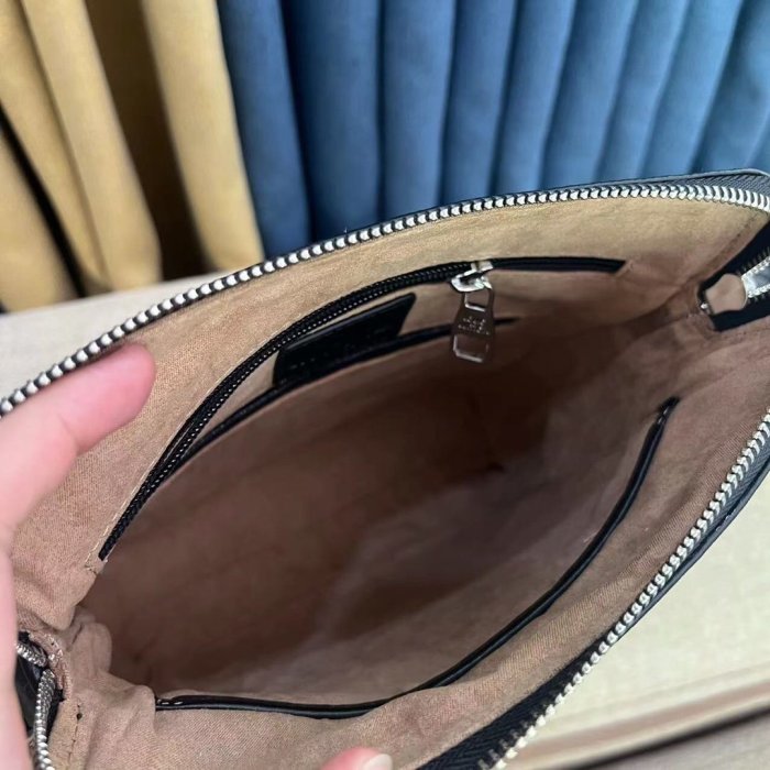 202205SS新作 Louis Vuitton ルイヴィトン メンズ ショルダーバッグスーパーコピー