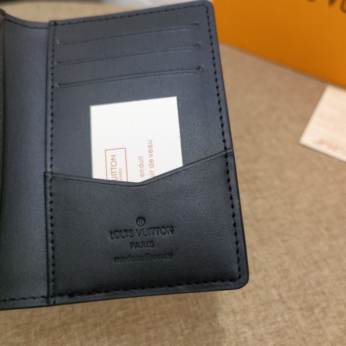 202206SS新作Louis Vuitton ルイヴィトン短財布スーパーコピー
