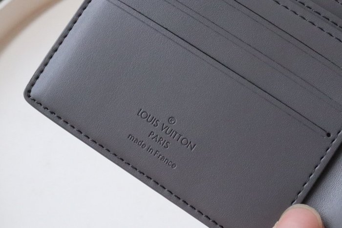 202206SS新作Louis Vuitton ルイヴィトン短財布スーパーコピー