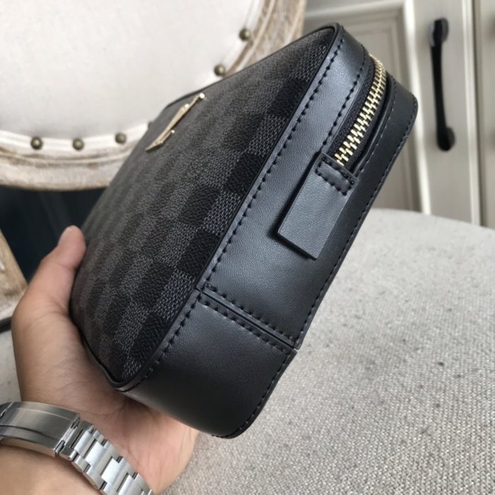 202205SS新作 Louis Vuitton ルイヴィトン メンズ ハンドバックスーパーコピー