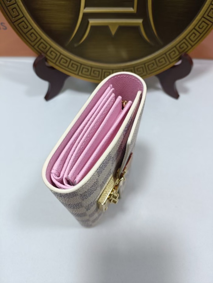 202206SS新作Louis Vuitton ルイヴィトン 短財布スーパーコピー