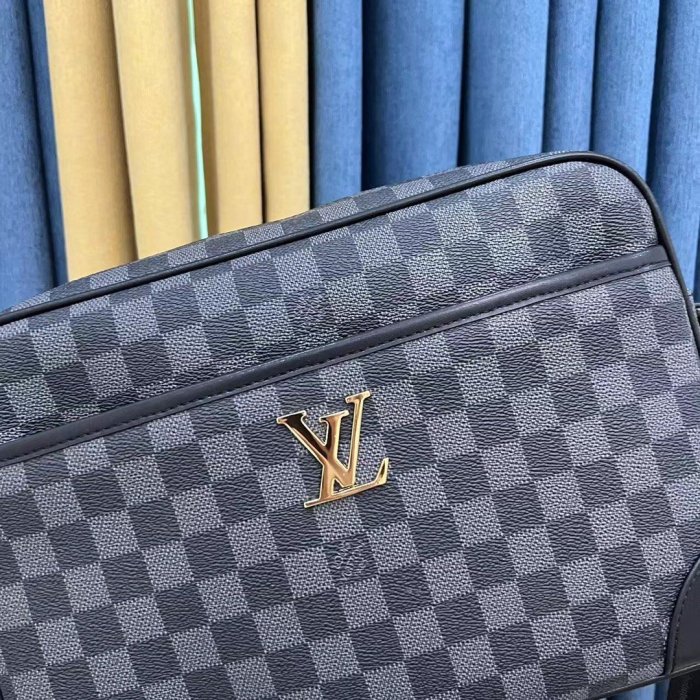 202205SS新作 Louis Vuitton ルイヴィトン メンズ ショルダーバッグスーパーコピー