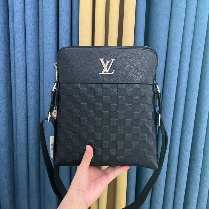 202205SS新作 Louis Vuitton ルイヴィトン メンズ ショルダーバッグスーパーコピー