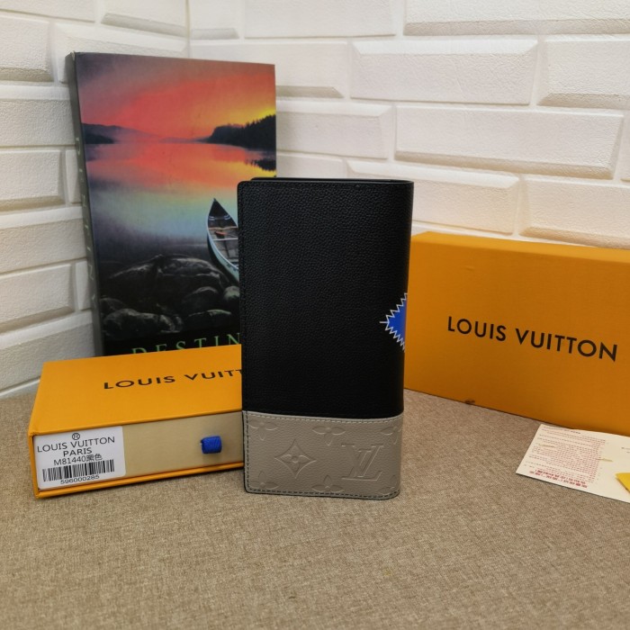 202206SS新作Louis Vuitton ルイヴィトン短財布スーパーコピー