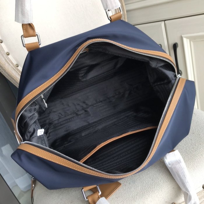 202206SS新作Pradaプラダメンズ ハンドバックスーパーコピー