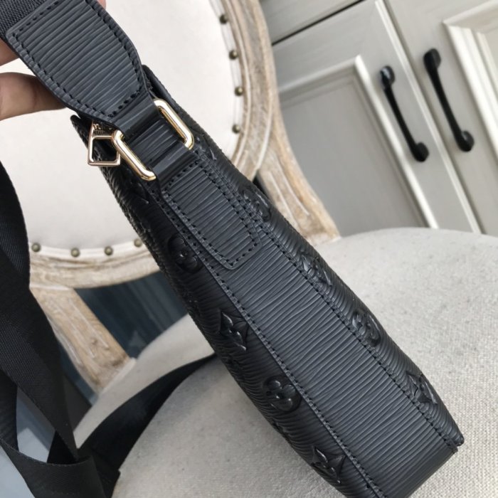 202206SS新作 Louis Vuitton ルイヴィトン メンズ ショルダーバッグスーパーコピー