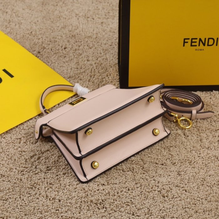 202206SS新作Fendiフェンディレディース ショルダーバックスーパーコピー