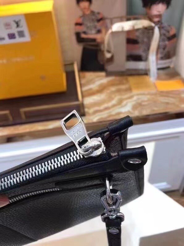 202206SS新作 Louis Vuitton ルイヴィトン メンズ ハンドバックスーパーコピー