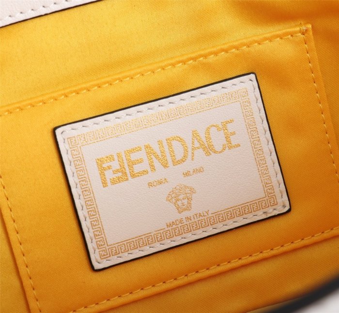 202206SS新作Fendiフェンディレディース ショルダーバックスーパーコピー