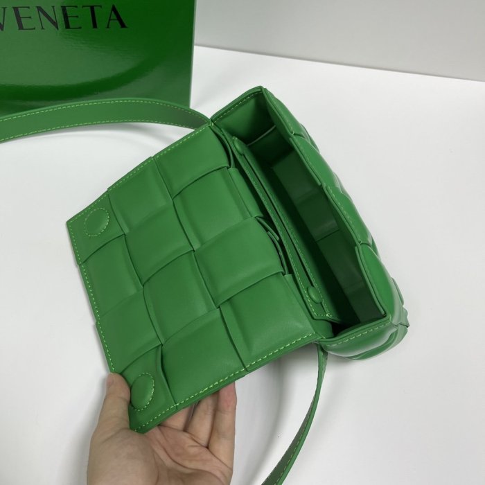 202206SS新作BottegaVeneta ボッテガヴェネタレディースショルダーバッグスーパーコピー
