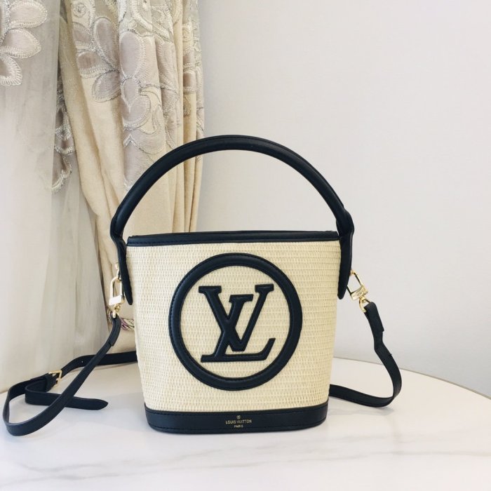 202206SS新作 Louis Vuitton ルイヴィトン レディース ショルダーバックスーパーコピー