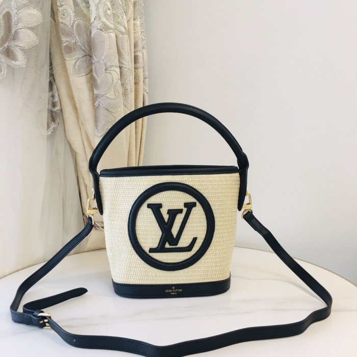202206SS新作 Louis Vuitton ルイヴィトン レディース ショルダーバックスーパーコピー
