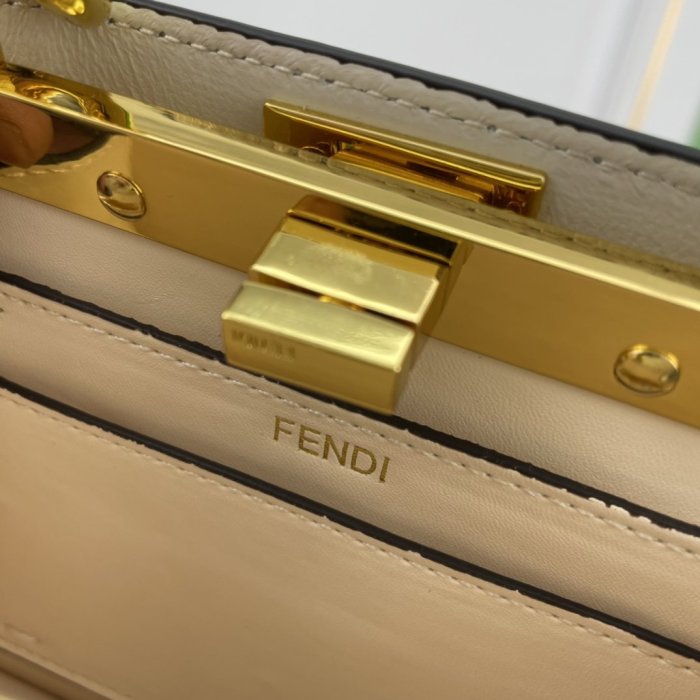 202206SS新作Fendiフェンディレディース ショルダーバックスーパーコピー