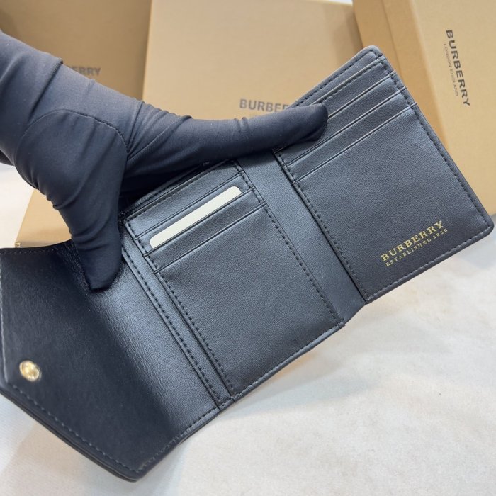 202206SS新作Burberryバーバリー 短財布スーパーコピー