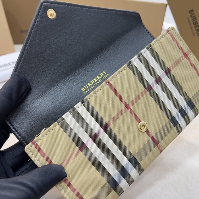 202206SS新作Burberryバーバリー 長財布スーパーコピー