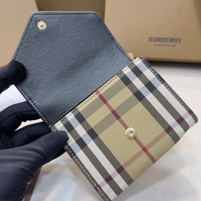 202206SS新作Burberryバーバリー 短財布スーパーコピー