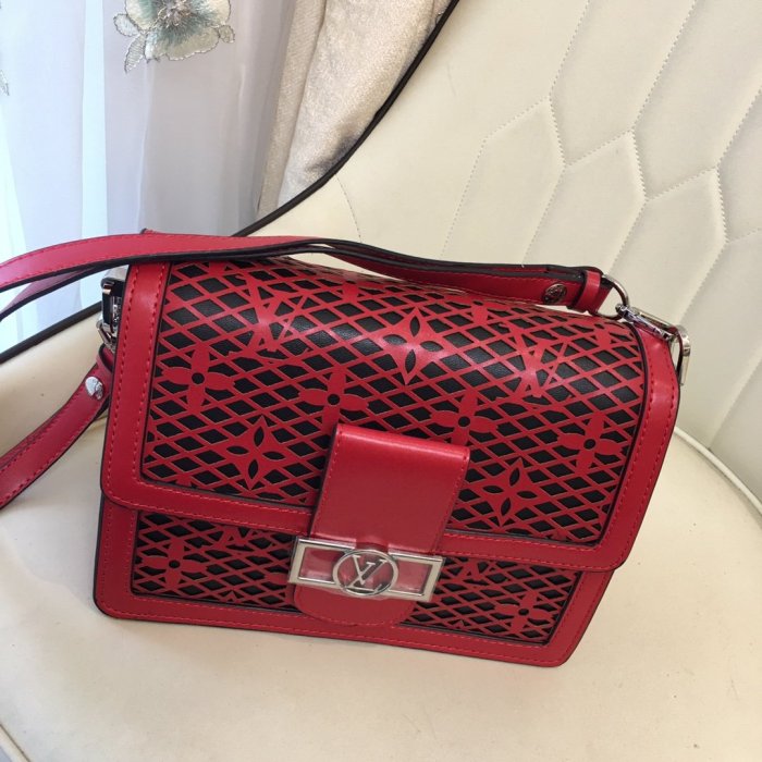 202206SS新作 Louis Vuitton ルイヴィトン レディース ショルダーバックスーパーコピー