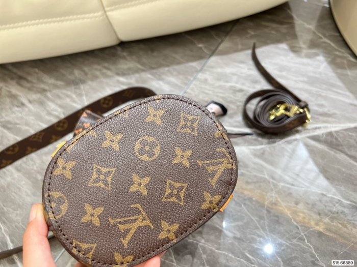 202206SS新作 Louis Vuitton ルイヴィトン レディース ショルダーバックスーパーコピー