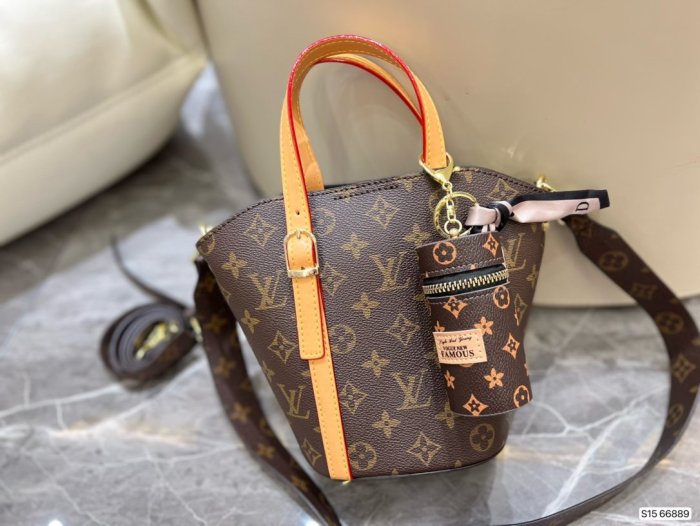 202206SS新作 Louis Vuitton ルイヴィトン レディース ショルダーバックスーパーコピー