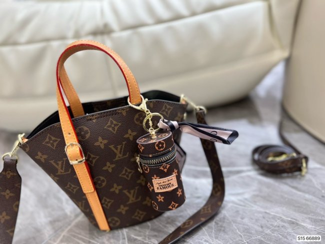 202206SS新作 Louis Vuitton ルイヴィトン レディース ショルダーバックスーパーコピー