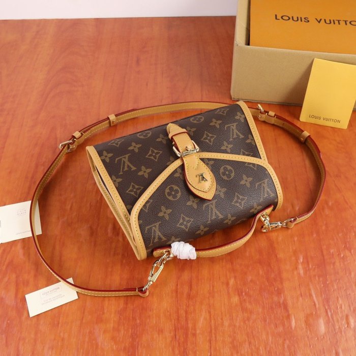 202206SS新作 Louis Vuitton ルイヴィトン レディース ショルダーバックスーパーコピー