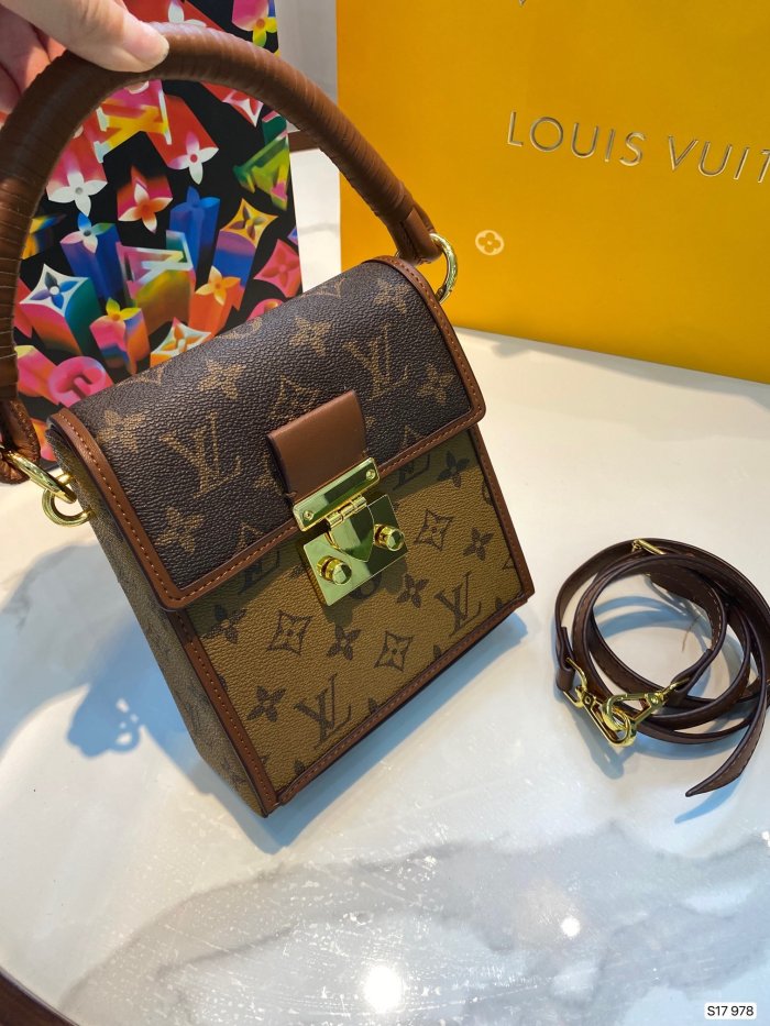 202207SSLouis Vuitton ルイヴィトン レディース ショルダーバックスーパーコピー