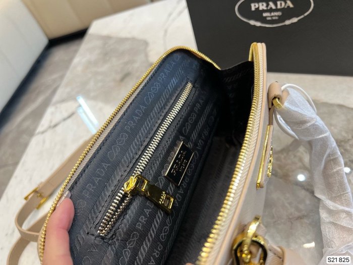 202207Pradaプラダ レディース ショルダーバックスーパーコピー