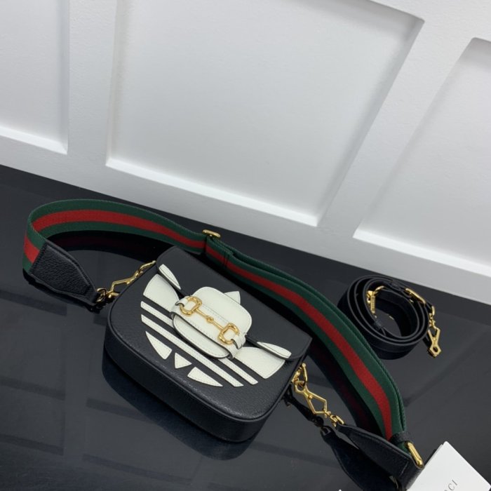 202207SS新作Gucciグッチレディース ショルダーバックスーパーコピー